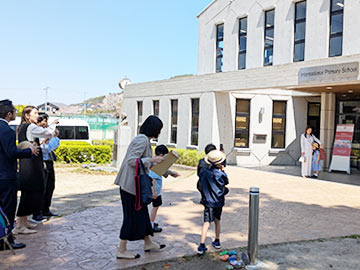 校舎を見学
